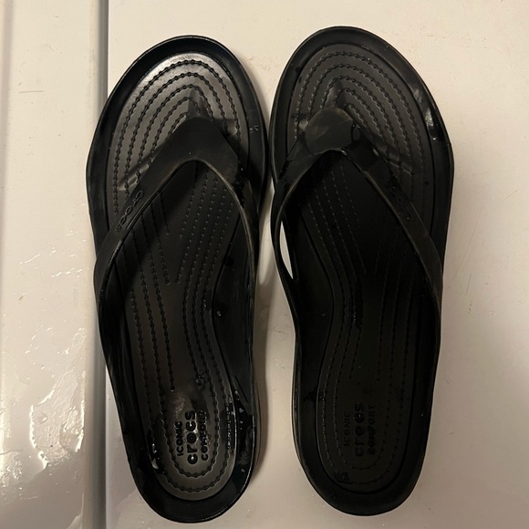 CROCS Swiftwater flip - Picture 1 of 3